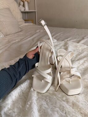 Princess Polly Ivory Strappy Square-Toe Block Heel Sandals